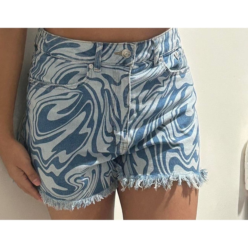 (A4)‎ HM Divided Blue Psychedelic Swirl Marble High Waisted Denim Shorts Size 0